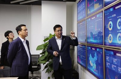 惠州市副市長余金富調(diào)研TCL酷友科技，共話網(wǎng)絡(luò)科技研發(fā)新篇章