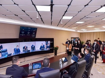 外國駐廈領(lǐng)事官員參訪湖里創(chuàng)新園，共話網(wǎng)絡(luò)科技研發(fā)新機遇